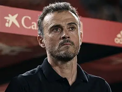 巴黎圣日耳曼賽前發(fā)布會(huì)：恩里克暢談多維度球隊(duì)事務(wù)