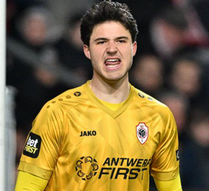 曼聯(lián)門將拉門斯賽后深度剖析：卡里克戰(zhàn)術(shù)、勝利感悟與未來(lái)展望