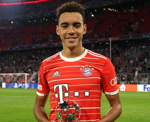 穆西亞拉傷情更新：負荷反應致休戰(zhàn)，后續(xù)上場時間受限